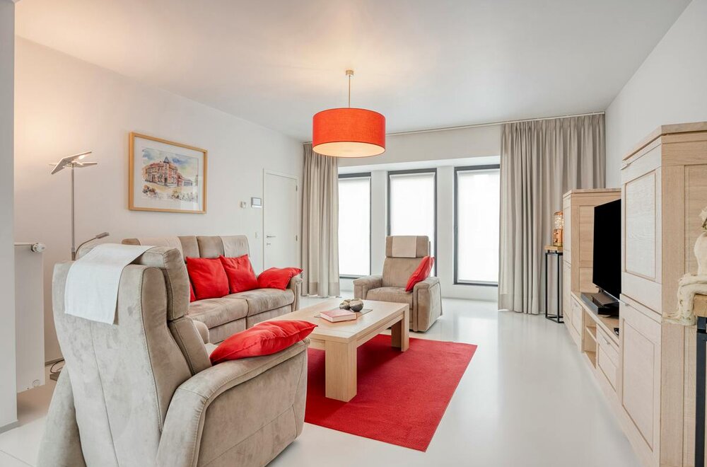 verhuurde-opbrengsteigendom-met-handelsruimte-en-duplex-012.jpg