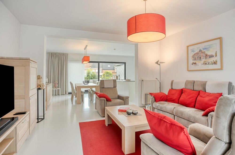verhuurde-opbrengsteigendom-met-handelsruimte-en-duplex-013.jpg