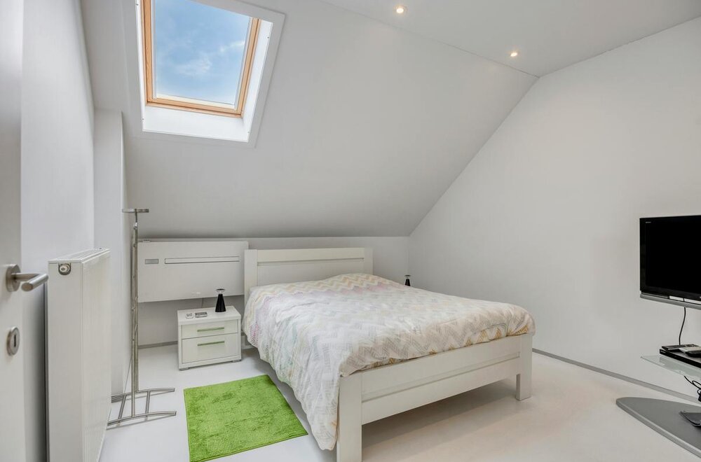 verhuurde-opbrengsteigendom-met-handelsruimte-en-duplex-020.jpg