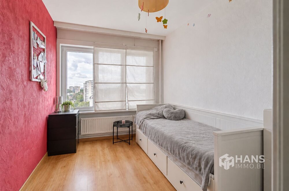 lichtrijk-appartement-58-m-met-2-slaapkamers-en-terras-9-m-in-berchem006.jpg