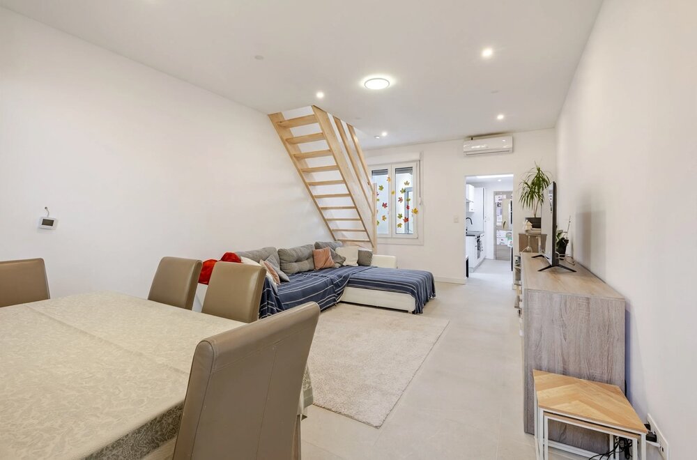 prachtig-gerenoveerde-woning-met-2-slks-en-buitenruimte003.jpg