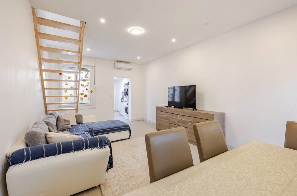 prachtig-gerenoveerde-woning-met-2-slks-en-buitenruimte004.jpg