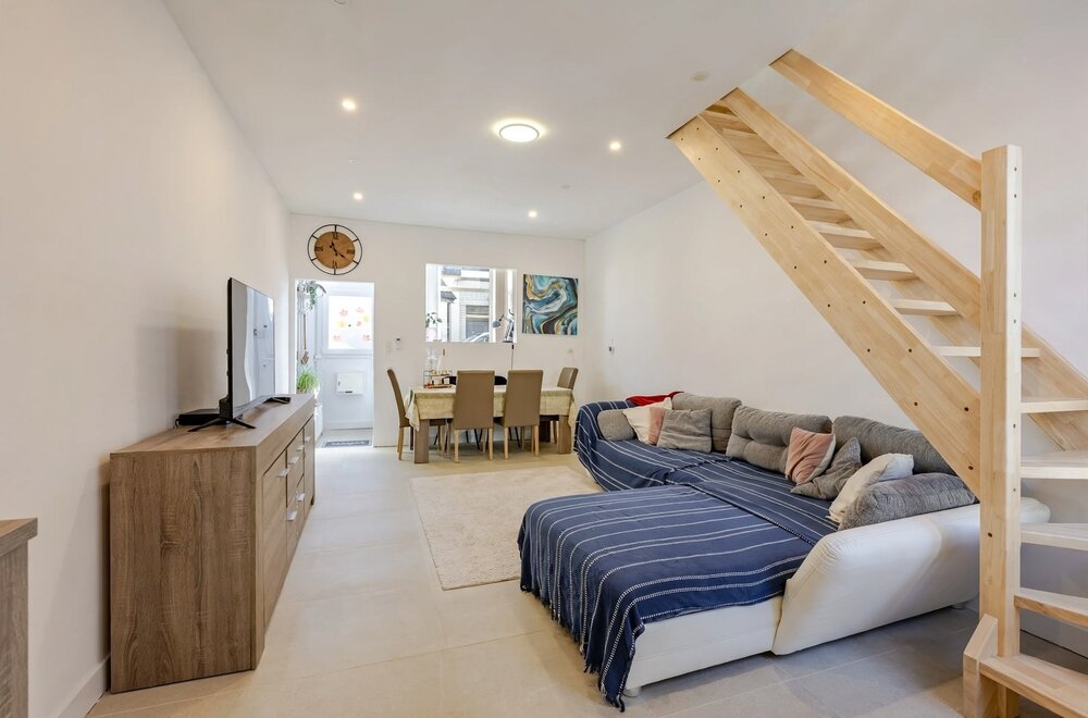 prachtig-gerenoveerde-woning-met-2-slks-en-buitenruimte005.jpg