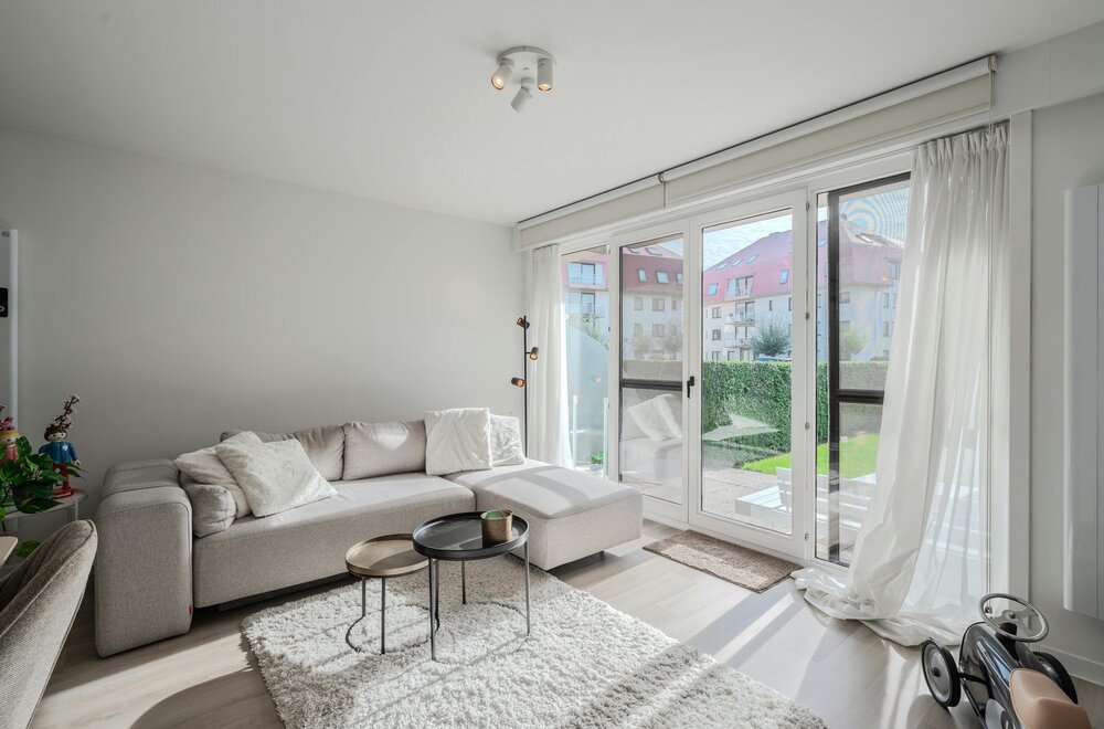 prachtig-gerenoveerd-appartement-te-koop-op-rustig-domein-004.jpg