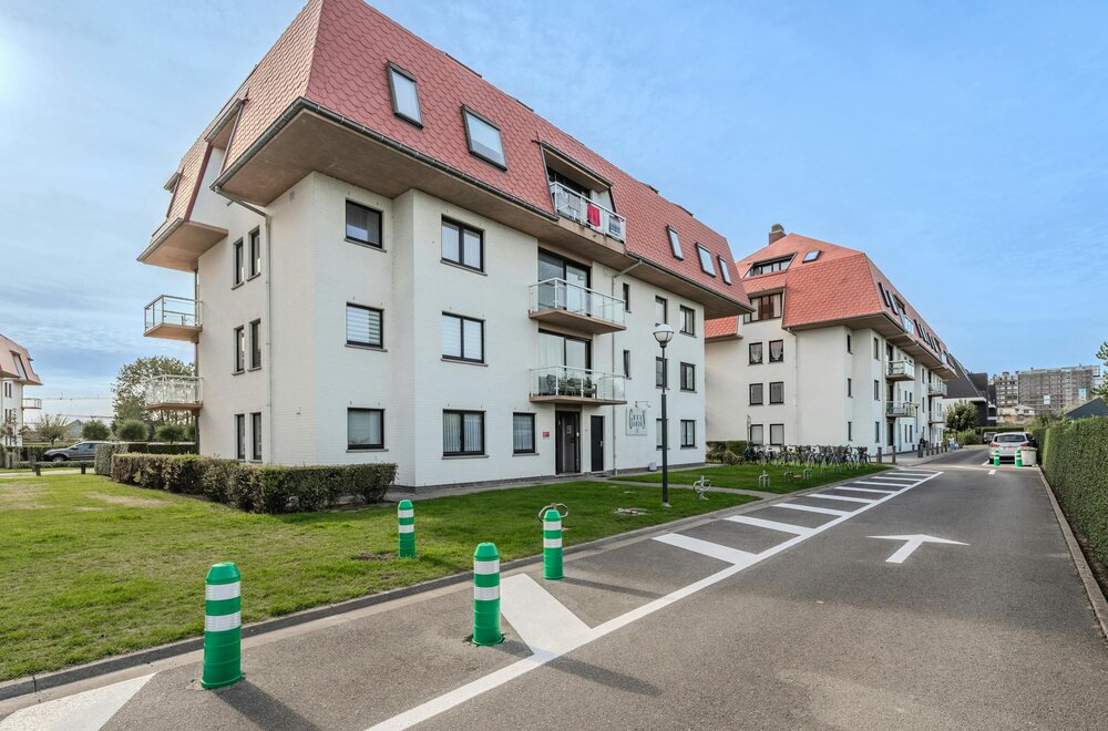 prachtig-gerenoveerd-appartement-te-koop-op-rustig-domein-014.jpg