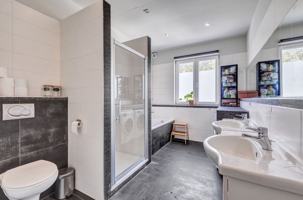 instapklare-woning-met-4-slaapkamers-te-anderlecht013.jpg
