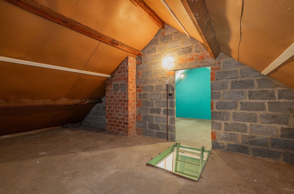 rustig-gelegen-gezinswoning-met-4-slaapkamers-garage-en-tuin-020.jpg