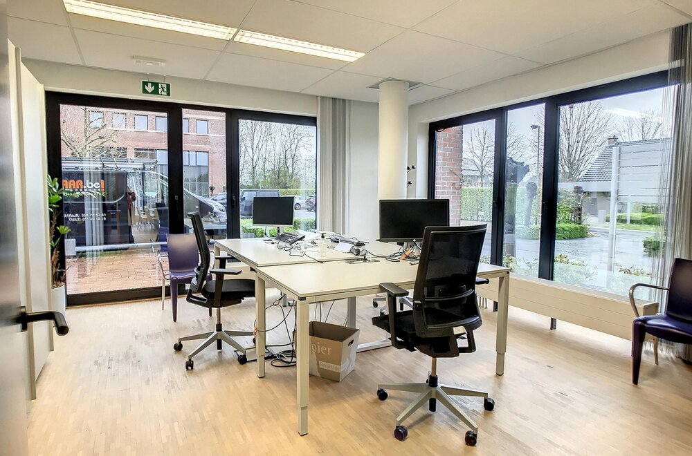 verhuurd-kantoor-met-rendement-van-ca-6-7-in-roeselare002.jpg