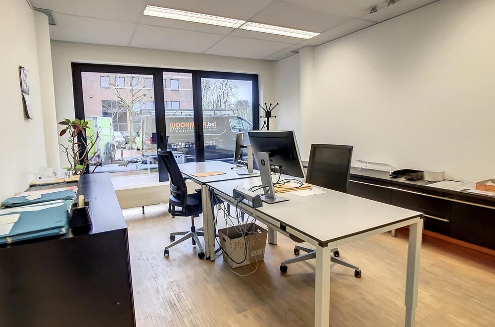 verhuurd-kantoor-met-rendement-van-ca-6-7-in-roeselare003.jpg