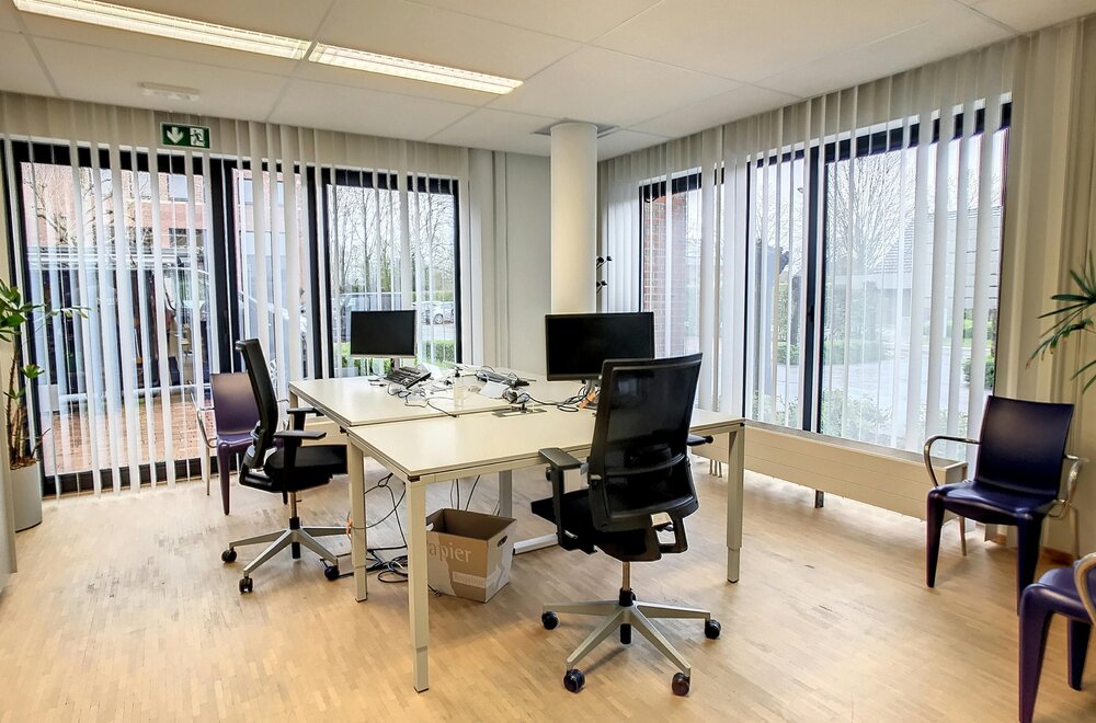 verhuurd-kantoor-met-rendement-van-ca-6-7-in-roeselare006.jpg