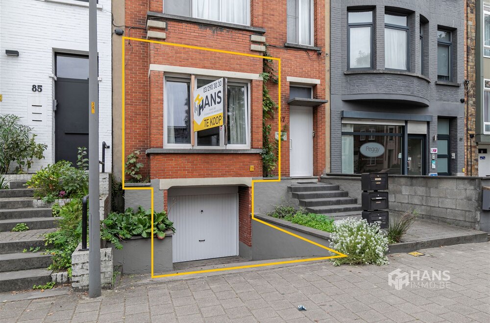 ruim-gelijkvloersappartement-113-m-met-2-slaapkamers-garage-en-tuin-210-m-in-merksem-002.jpg