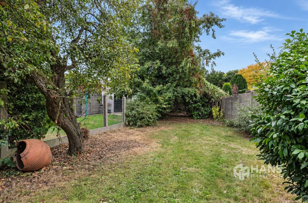 ruim-gelijkvloersappartement-113-m-met-2-slaapkamers-garage-en-tuin-210-m-in-merksem-008.jpg