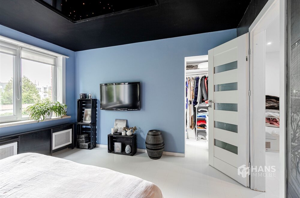 ruim-duplexappartement-210-m-met-garage-en-zuid-gerichte-tuin-47-m-in-deurne011.jpg