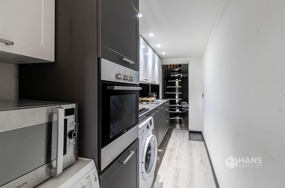 ruim-duplexappartement-210-m-met-garage-en-zuid-gerichte-tuin-47-m-in-deurne018.jpg