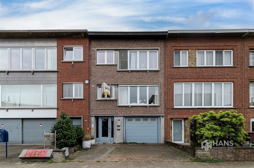ruim-duplexappartement-210-m-met-garage-en-zuid-gerichte-tuin-47-m-in-deurne022.jpg