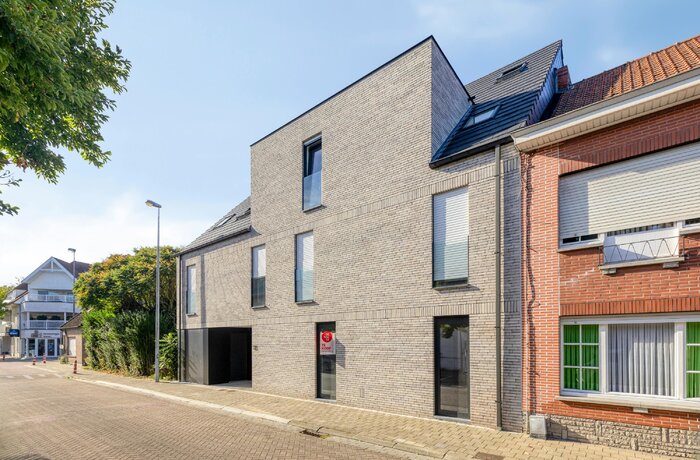 8790 Waregem