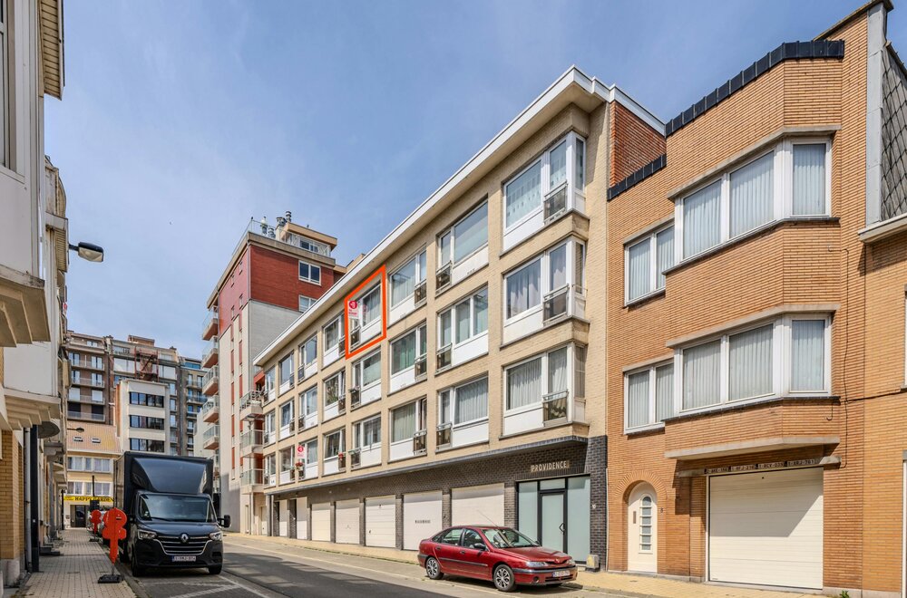 zonnige-studio-te-koop-in-het-centrum-van-middelkerke-001.jpg