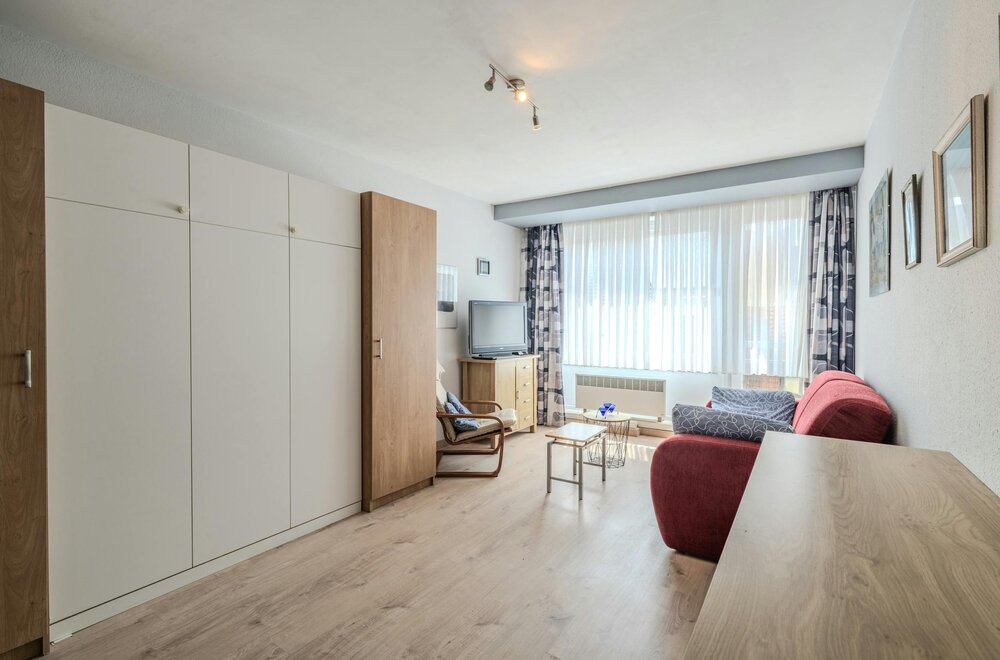 zonnige-studio-te-koop-in-het-centrum-van-middelkerke-002.jpg