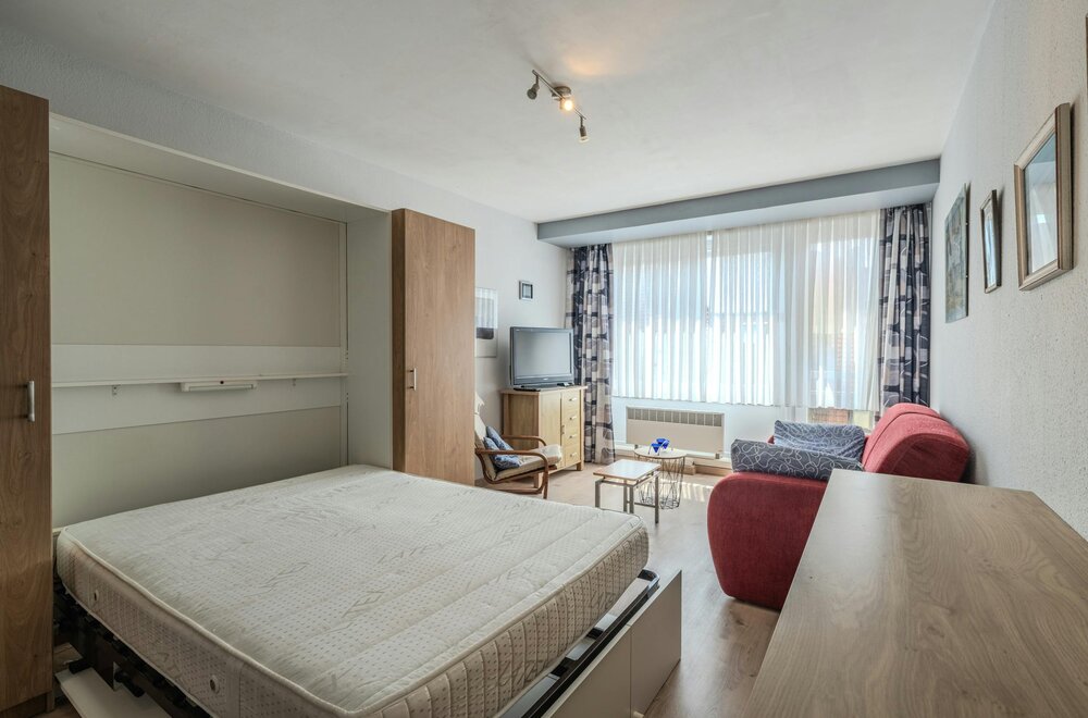 zonnige-studio-te-koop-in-het-centrum-van-middelkerke-003.jpg