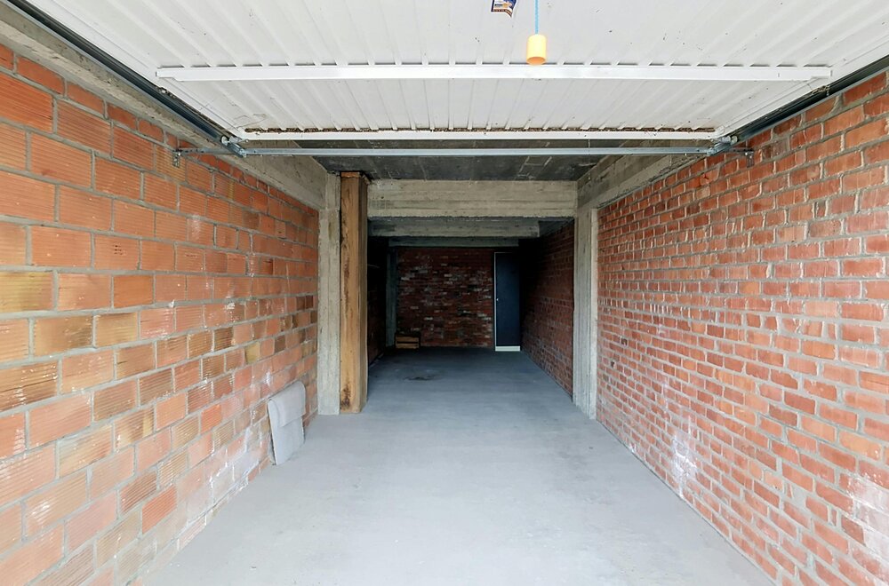 uitzonderlijk-dubbele-garagebox-te-koop-te-westende-004.jpg