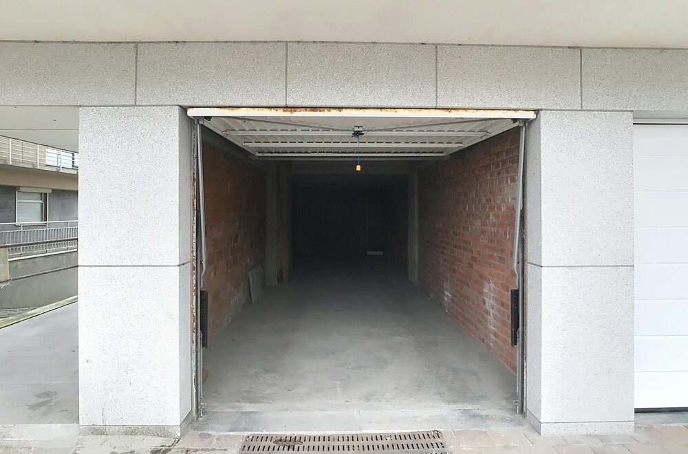 uitzonderlijk-dubbele-garagebox-te-koop-te-westende-005.jpg