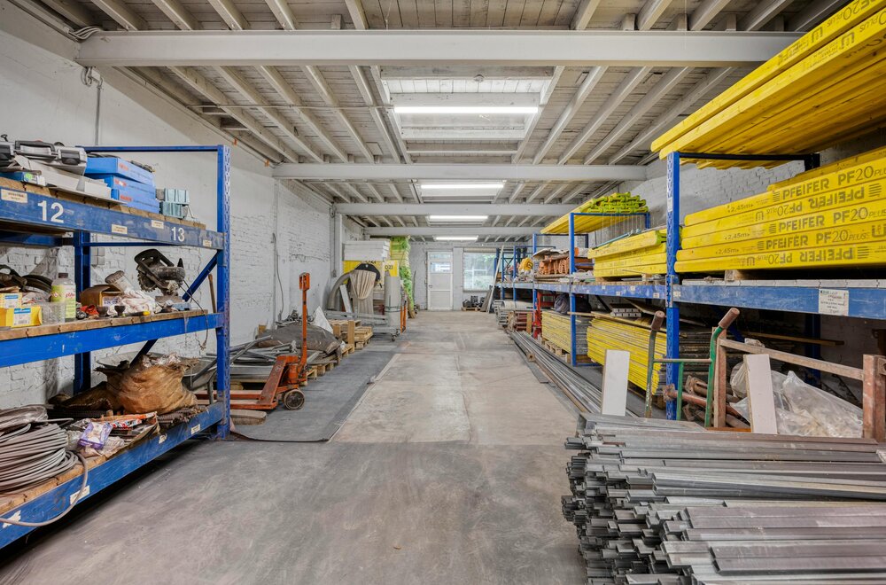 magazijn-met-tuin-te-koop-in-hemiksem008.jpg