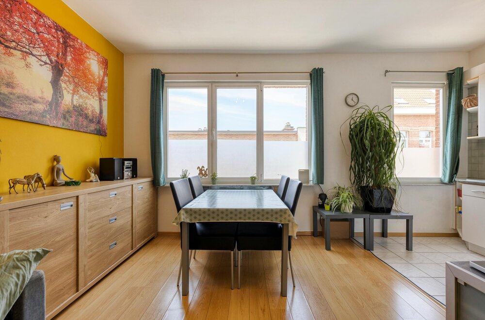 duplex-met-2-slaapkamers-terras-en-garage-te-koop-in-mortsel-002.jpg