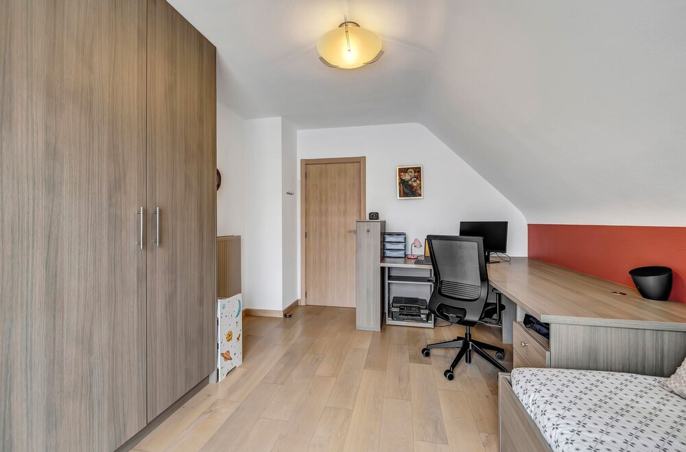 prachtige-woning-met-4-slaapkamers-op-13a11ca-te-ninove018.jpg