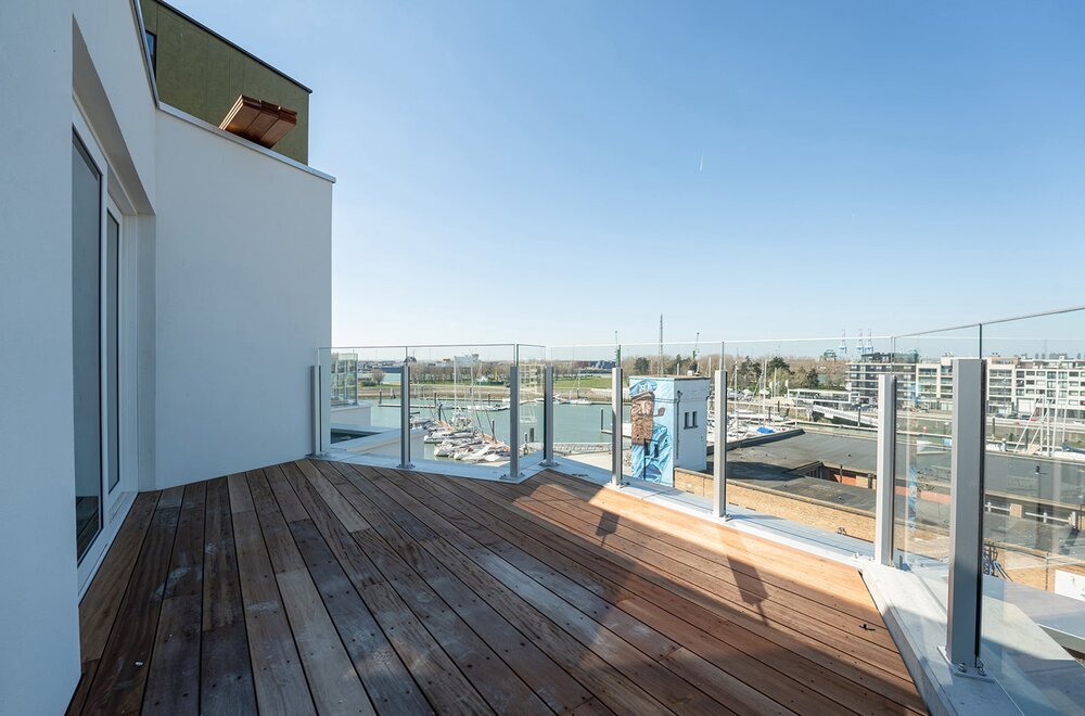 afgewerkte-penthouse-met-mooi-zicht-op-de-jachthaven001.jpg