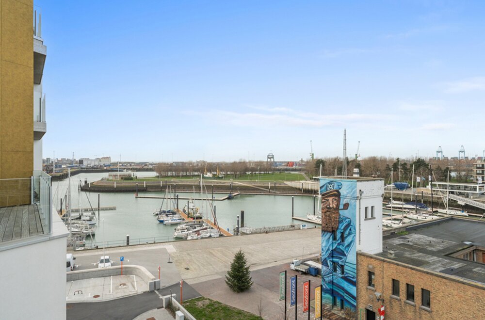 afgewerkte-penthouse-met-mooi-zicht-op-de-jachthaven020.jpg