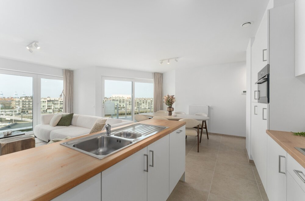 exclusieve-penthouse-met-staanplaats-en-zicht-op-de-jachthaven011.jpg