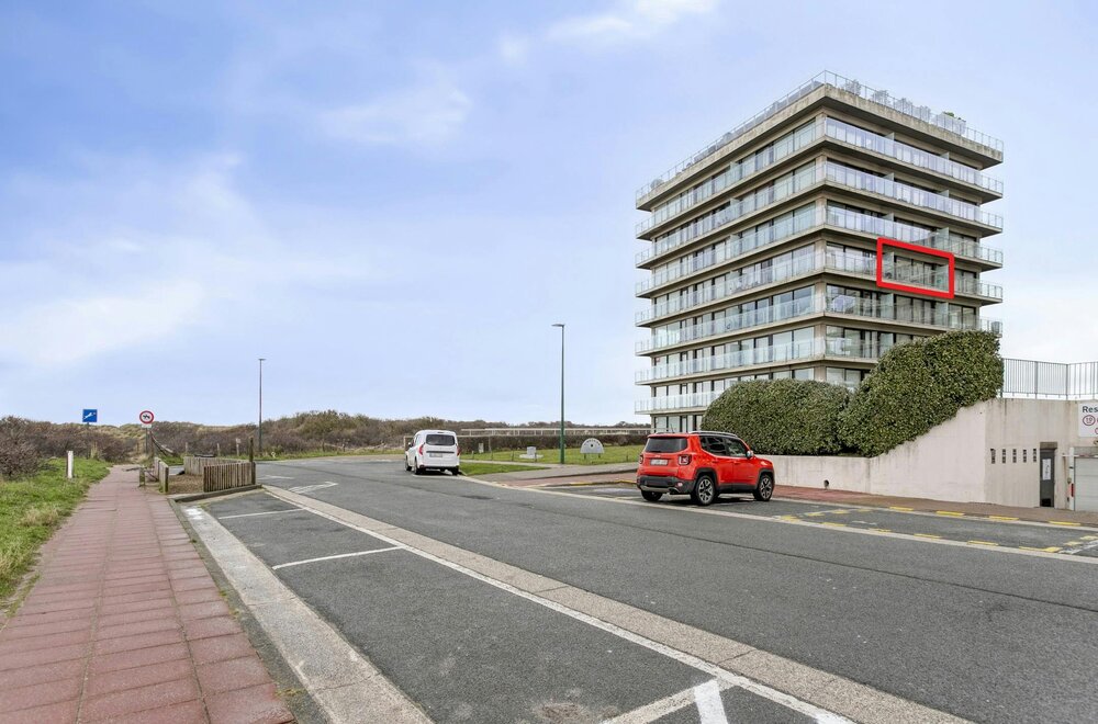 gerenoveerd-appartement-met-1-slaapkamer-en-terras-in-de-panne010.jpg
