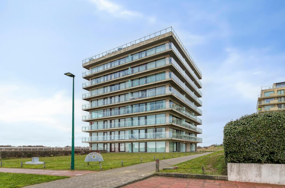 gerenoveerd-appartement-met-1-slaapkamer-en-terras-in-de-panne011.jpg