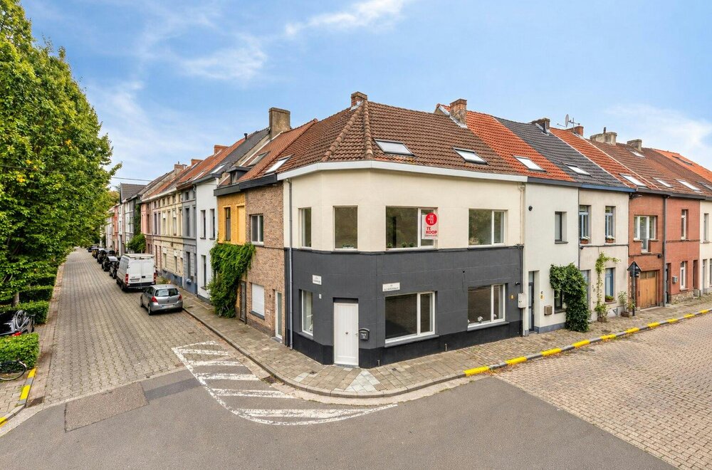 instapklare-stadswoning-met-3-slaapkamers-in-gent002.jpg