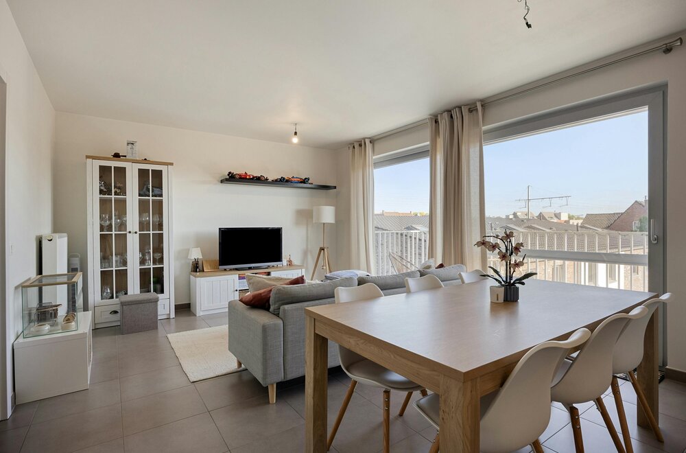 instapklaar-appartement-te-koop-op-topligging-in-waregem003.jpg