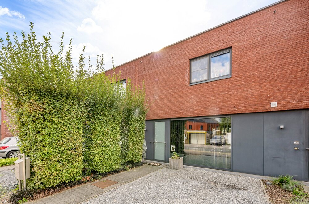 instapklaar-104-m-3-kamers-zuidgerichte-stadstuin-priv-parking-met-laadpaal001.jpg