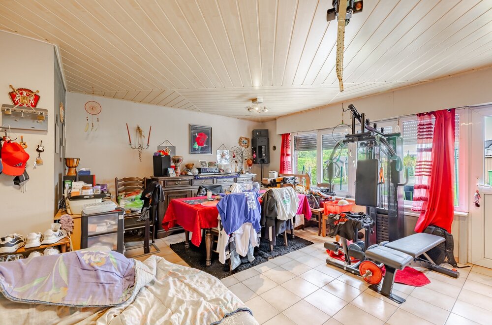 gelijkvloers-appartement-met-n-slaapkamer-grote-tuin-en-garage002.jpg