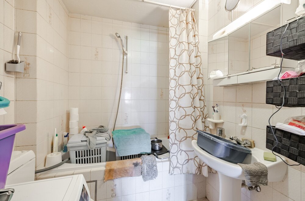 gelijkvloers-appartement-met-n-slaapkamer-grote-tuin-en-garage009.jpg