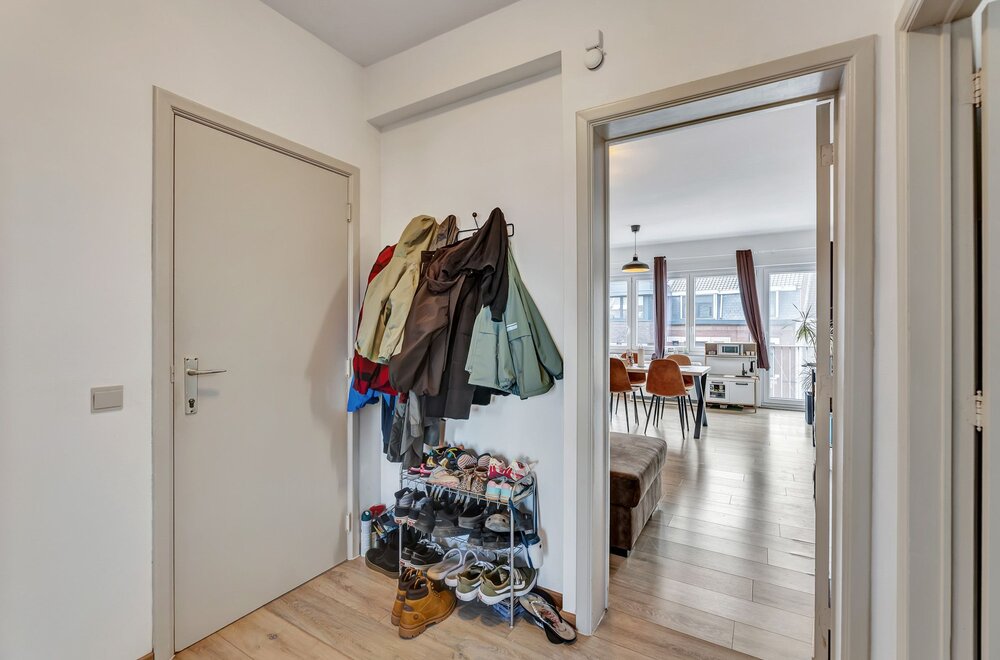 instapklaar-appartement-met-garage-te-ninove002.jpg