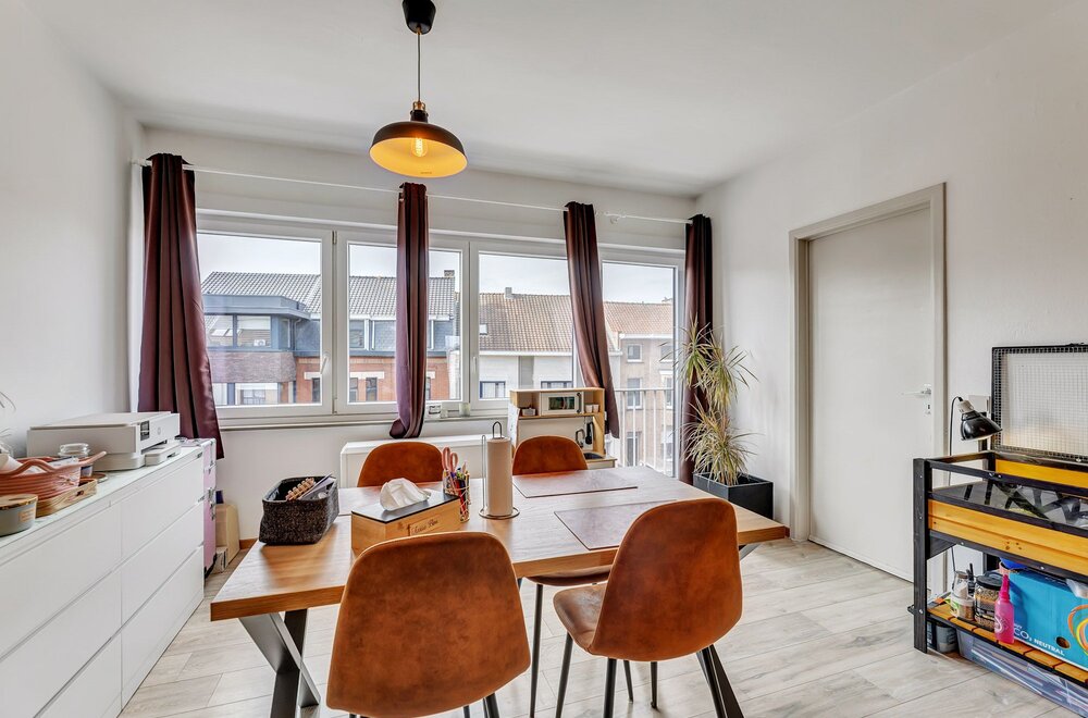 instapklaar-appartement-met-garage-te-ninove010.jpg