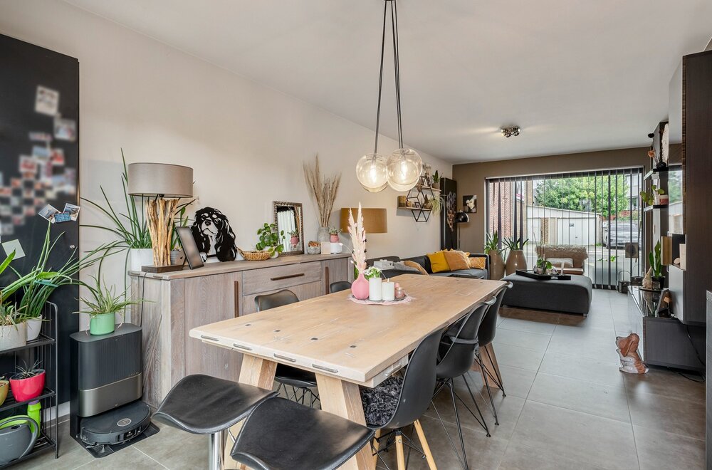 instapklaar-104-m-3-kamers-zuidgerichte-stadstuin-priv-parking-met-laadpaal008.jpg