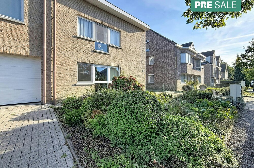 appartement-met-2-slaapkamers-terras-en-garage-in-gooreind001.jpg