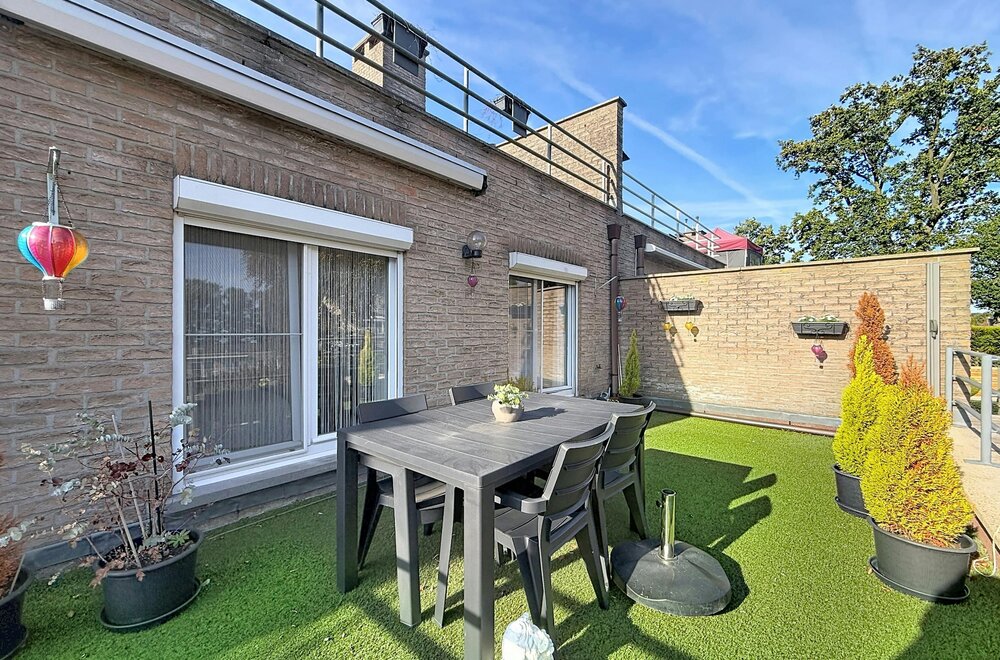 appartement-met-2-slaapkamers-terras-en-garage-in-gooreind021.jpg