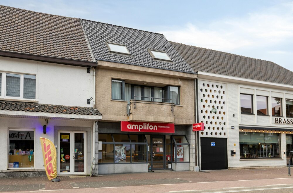 handelspand-met-triplexappartement-en-gunstig-rendement-001.jpg