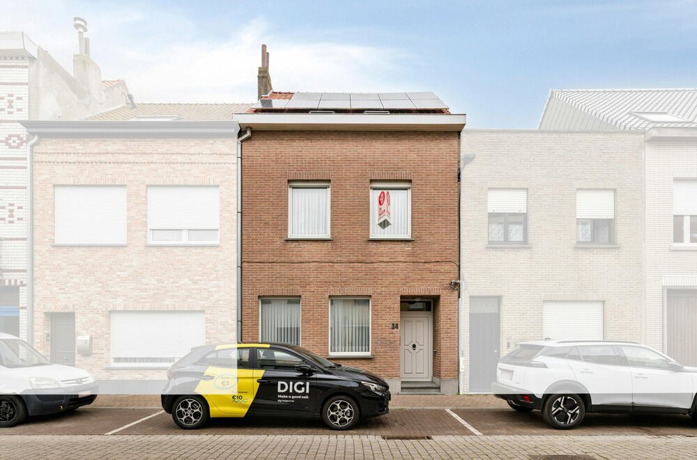 ruim-huis-te-koop-met-6-slaapkamers-in-blankenberge-centrum002.jpg