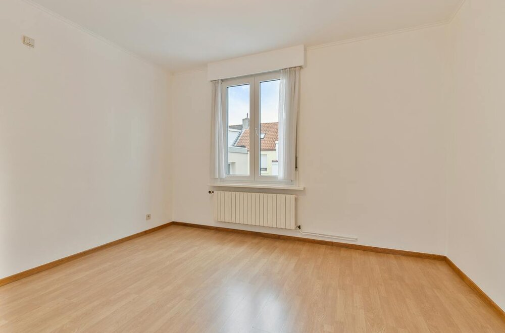 ruim-huis-te-koop-met-6-slaapkamers-in-blankenberge-centrum010.jpg
