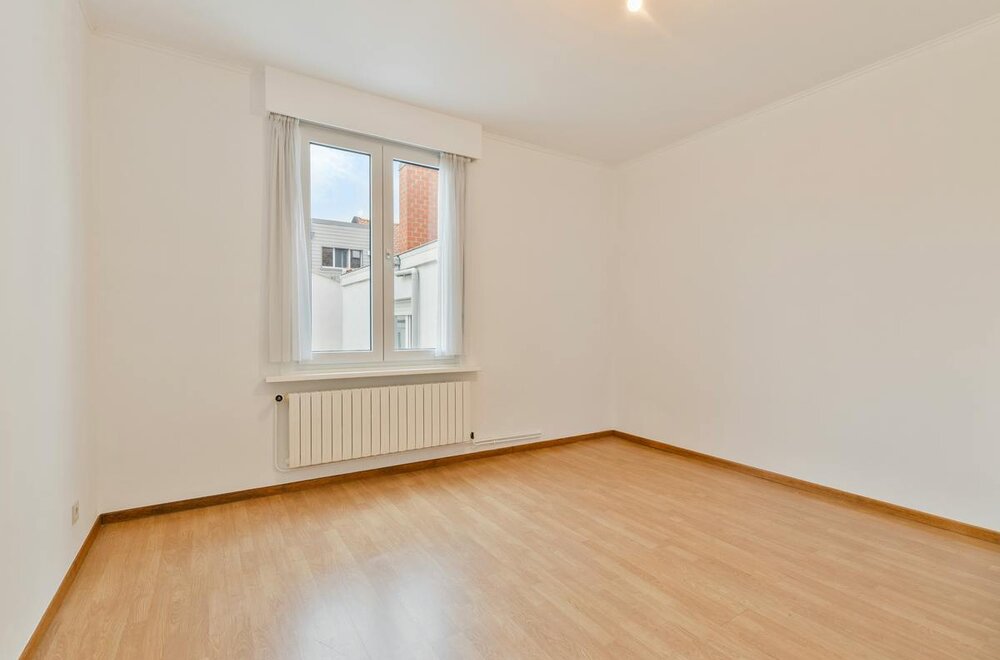 ruim-huis-te-koop-met-6-slaapkamers-in-blankenberge-centrum012.jpg