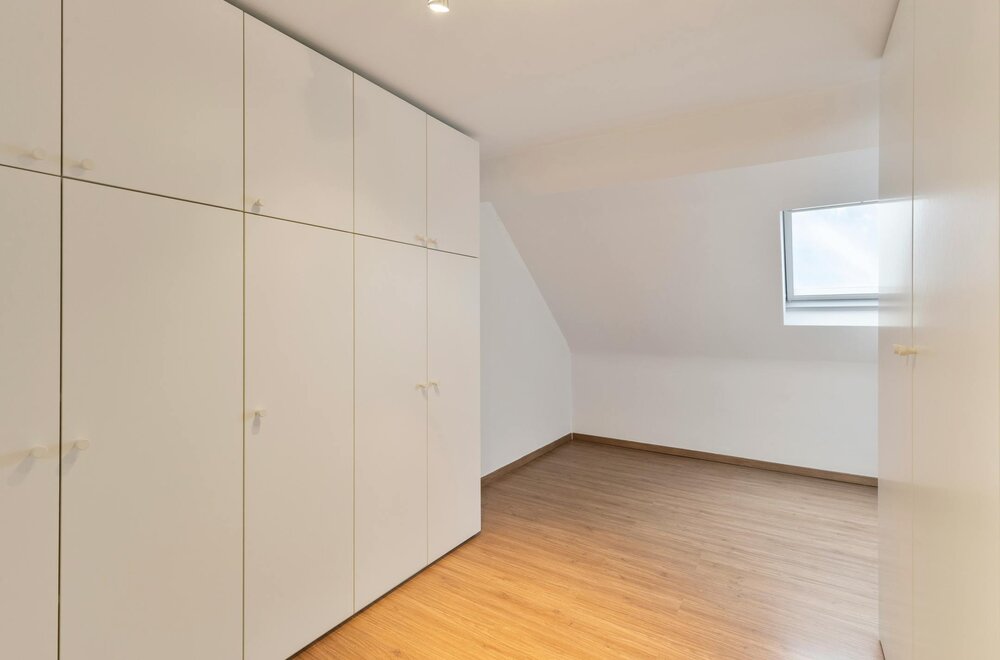 ruim-huis-te-koop-met-6-slaapkamers-in-blankenberge-centrum018.jpg