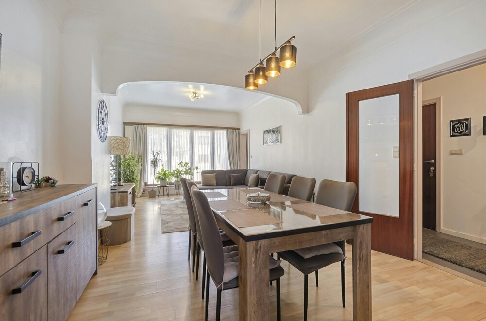 appartement-met-2-slaapkamers-en-terras-te-koop-in-wilrijk003.jpg
