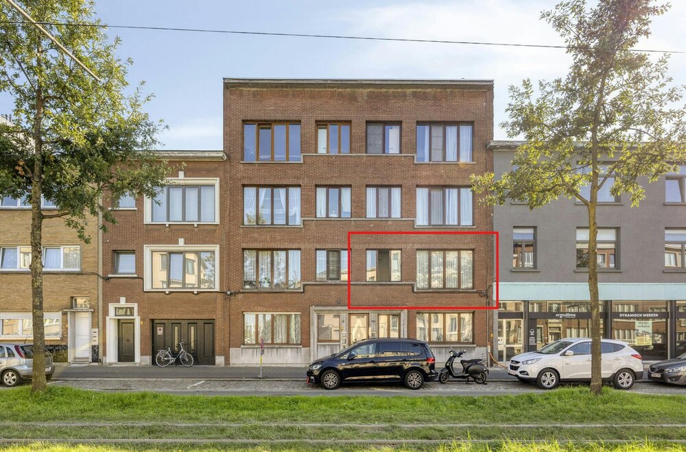 appartement-met-2-slaapkamers-en-terras-te-koop-in-wilrijk011.jpg